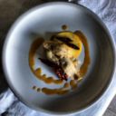 Zanchette, peperoni cruschi, riduzione di birra, nettarina