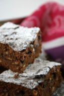 Brownies al farro con cioccolato, nocciole e miele