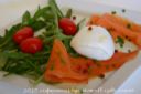 Filetti di trota salmonata, rucola e mozzarella di bufala campana