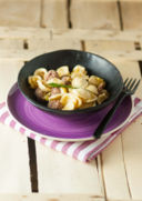 Orecchiette con verza e salsiccia