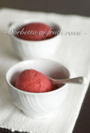 Sorbetto ai frutti rossi