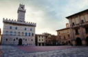 Cambio di disciplinare del Vino Nobile: da Montepulciano un fragoroso silenzio