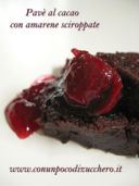 Pavè al cacao con amarene sciroppate