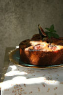 Torta con semolino e fichi all’olio d’oliva
