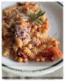 PASTA CON CECI E SPECK