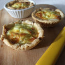 Stilton and walnuts tartlets