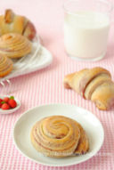 Girelle e Cornetti con Sfogliatura ai Frutti Rossi