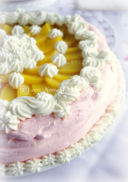 Torta Meringata con Crema all'Amaretto e Pesche...Quasi improvvisata..