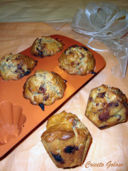 Muffins al cappuccino e cioccolato