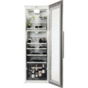 L’organizzazione in cucina con i frigo da incasso Electrolux