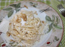 Spaghetti con noci e ricotta