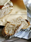 Fetta pane a lievitazione naturale [Flickr]