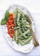 Cetrioli tiepidi al basilico