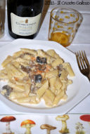 Garganelli con funghi, zucca e amaretti