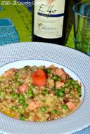 Fregola risottata con piselli e salmone