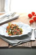 Fazzoletti di pasta fresca agli spinaci con tonno e verdure