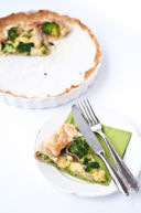 Torta salata con broccoli ed Emmetaler