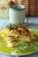 Frittata con pecorino di Farindola e erbe aromatiche