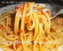 Spaghetti con sugo di peperoncini tondi piccanti