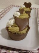 Coppette di cioccolato con crema agrumata alle spezie