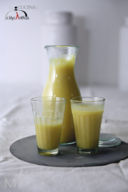 smoothie all’ananas e fiori d’arancio