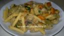 pasta primavera con carciofi e pomodori