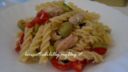 insalata di pasta estiva con filetto di sgombro