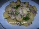 insalata estiva di patate con sgombro e rucola