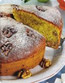 Torta alle noci, un dessert non solo bello a veder­si ma soprattut­to gustoso.