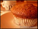 Muffin al cacao, con gocce di cioccolato e banana