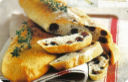 Pane alle olive con un pizzico di timo.