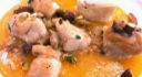 Bocconcini di tacchino alle castagne, cachi e e frutta secca.