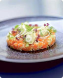 Tartare di salmone alla mela verde.