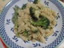 Fusilli con broccoli e acciughe