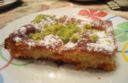 Dolci lievitati: focaccia con albicocche e pistacchi