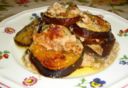 Piatto unico: melanzane con tonno, olive e caprino