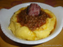 Polenta con sugo di carne e cotechino