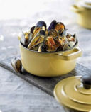 Cozze al vino bianco e zafferano.