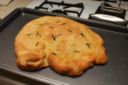 La focaccia di mais e rosmarino, ecco la ricetta gustosa