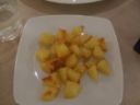 La ricetta delle patate sabbiose per un contorno sfizioso