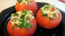 I pomodori ripieni vegan, ecco come prepararli