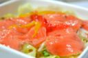 Il carpaccio di salmone con la ricetta per stupire gli ospiti