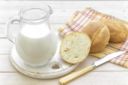 Il latte di riso fatto in casa con la ricetta semplice