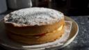 Torta morbida alla marmellata, ecco la ricetta del dolce facile