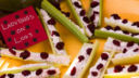 Il sedano con crema di formaggio per l'antipasto sfizioso