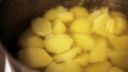 La ricetta delle patate lesse, i tempi di cottura e quali varietà scegliere