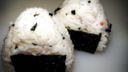 Come fare le polpette di riso giapponesi, ecco la ricetta degli onigiri