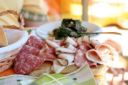 Le 5 migliori ricette con gli avanzi di affettati per non sprecare i salumi