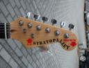 Stratopallet, chitarra elettrica con i pallet