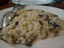 Risotto alle melanzane con zucchine e funghi per un primo leggero